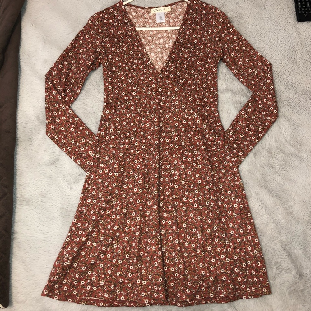 NEW Floral Mid-thigh Length Dress